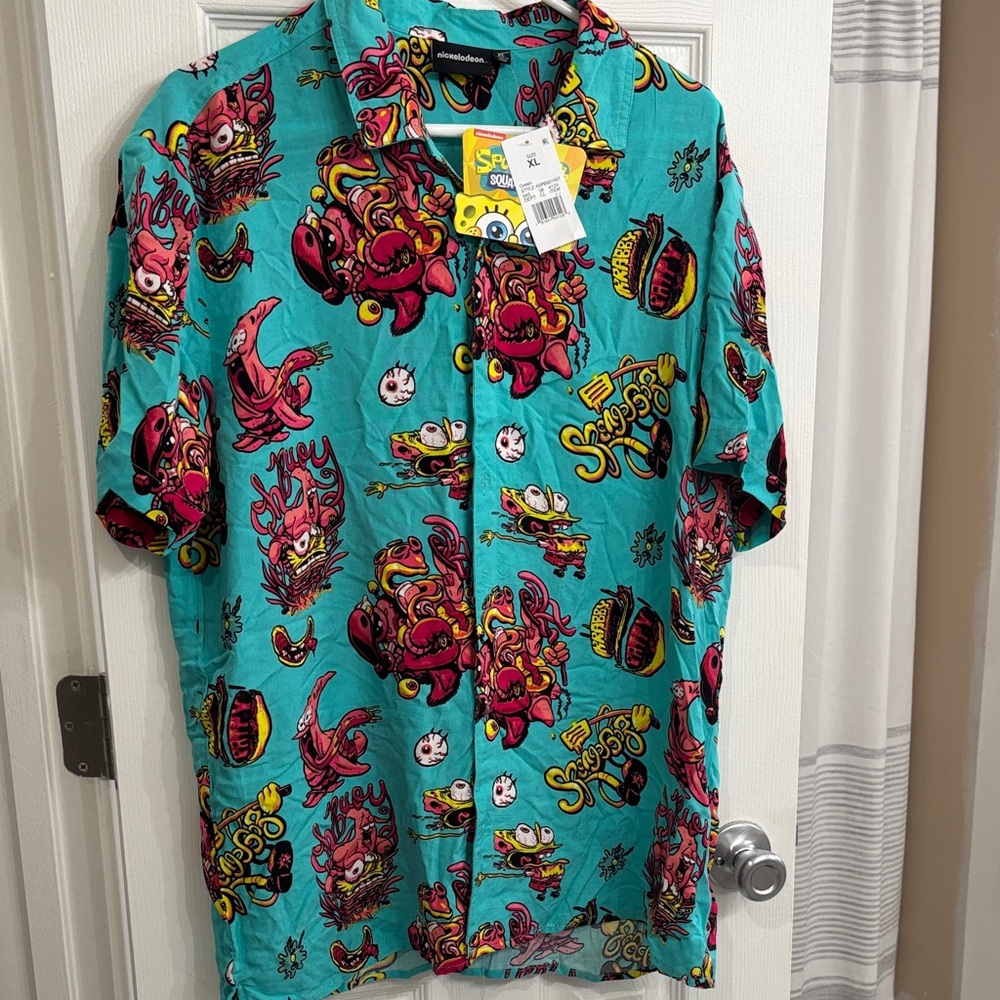 SpongeBob SquarePants Teal and Pink Graphic Shirt